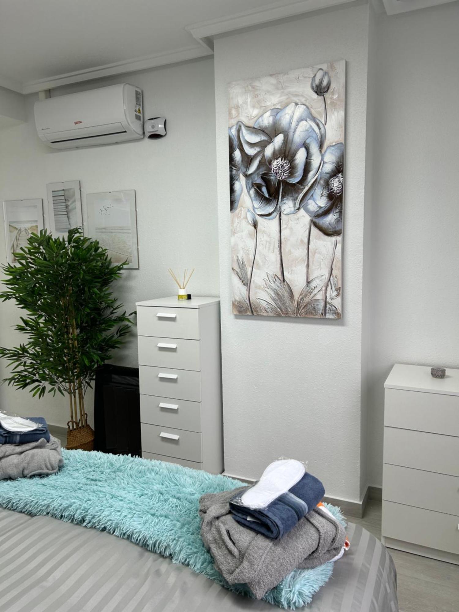 Skyline 21 Daire Torrevieja Dış mekan fotoğraf